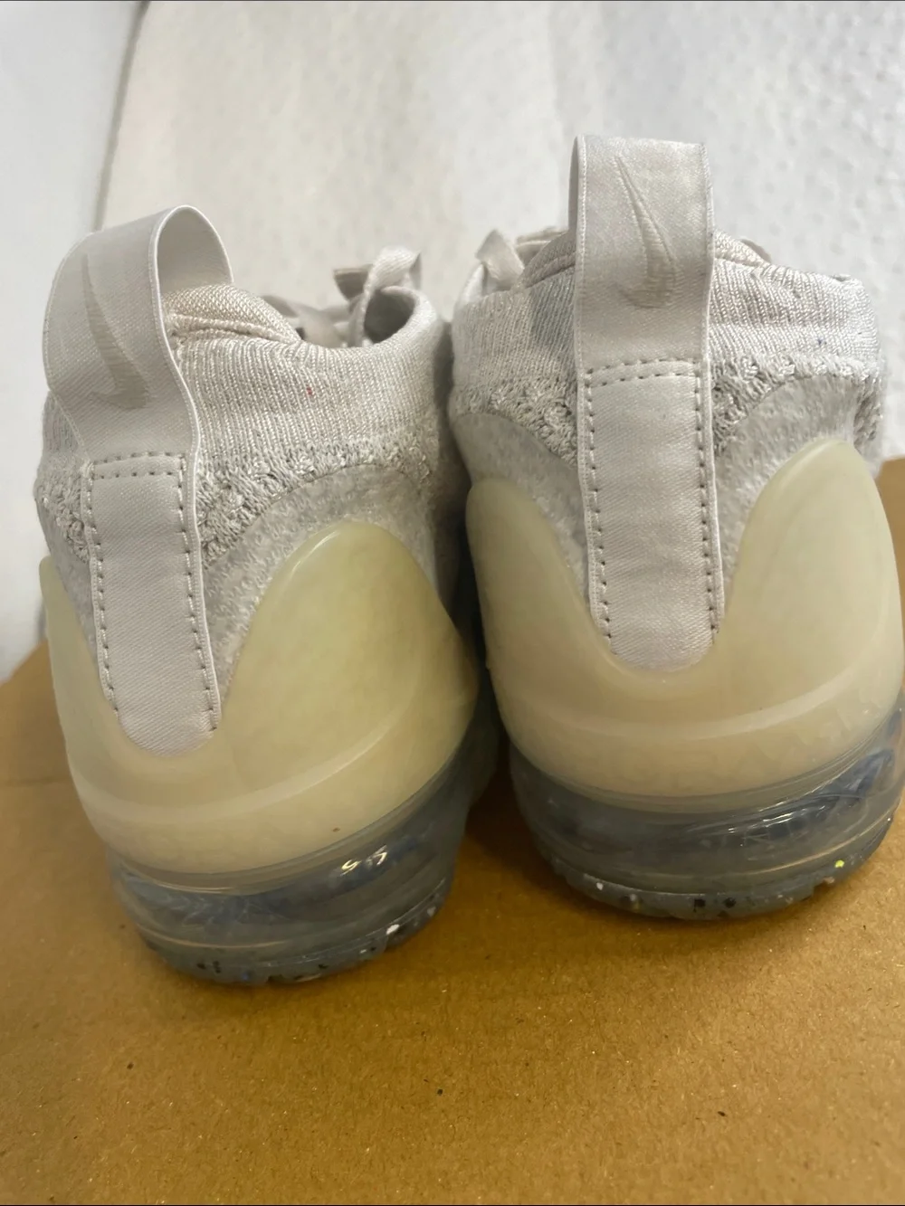 Nike Air VaporMax 2021 Flyknit shoes in “Phantom